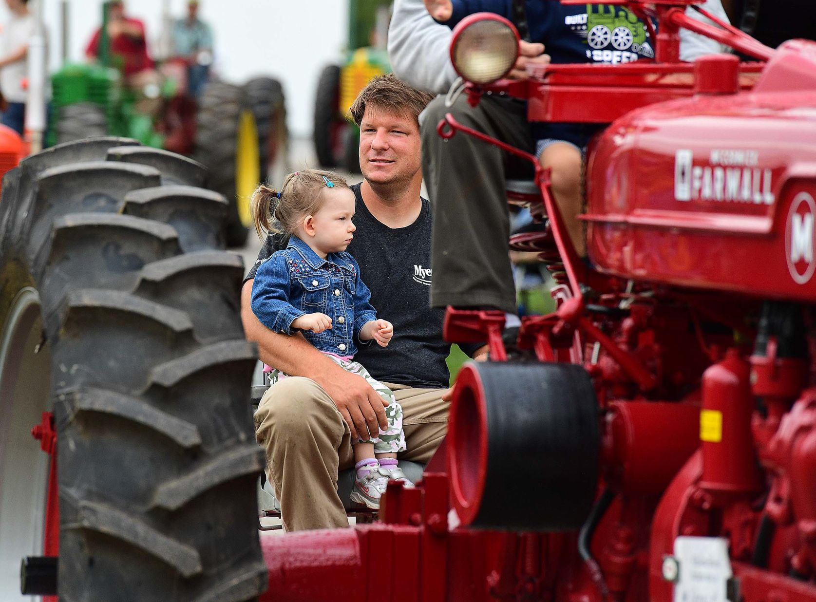 Tractor Parade 4